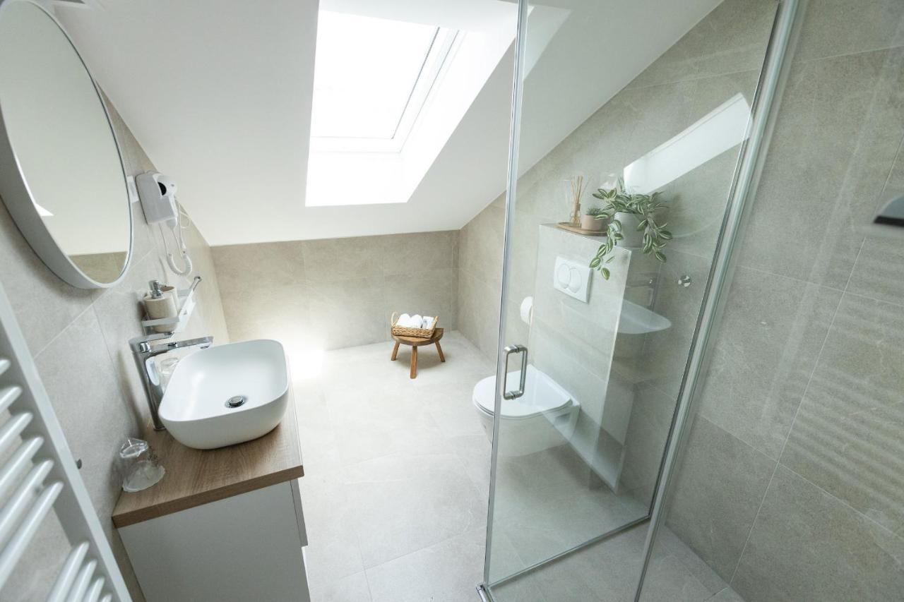 Rooms & Apartment Perak Kutjevo Ngoại thất bức ảnh