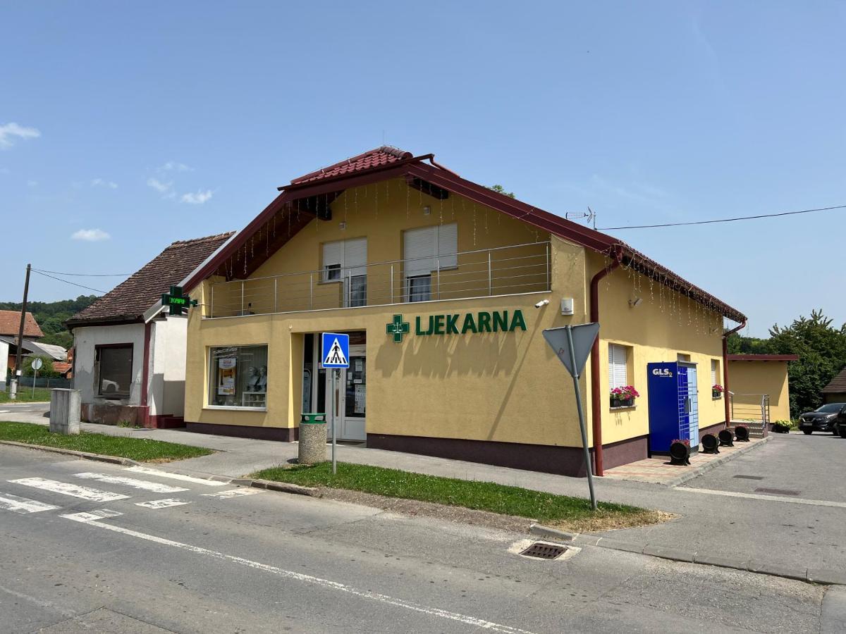 Rooms & Apartment Perak Kutjevo Ngoại thất bức ảnh